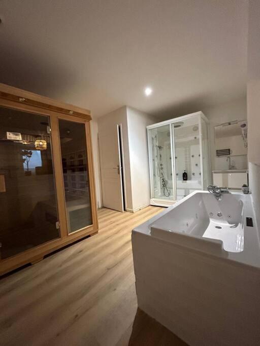 Cellar- Sous-sol Atypique Appartement *