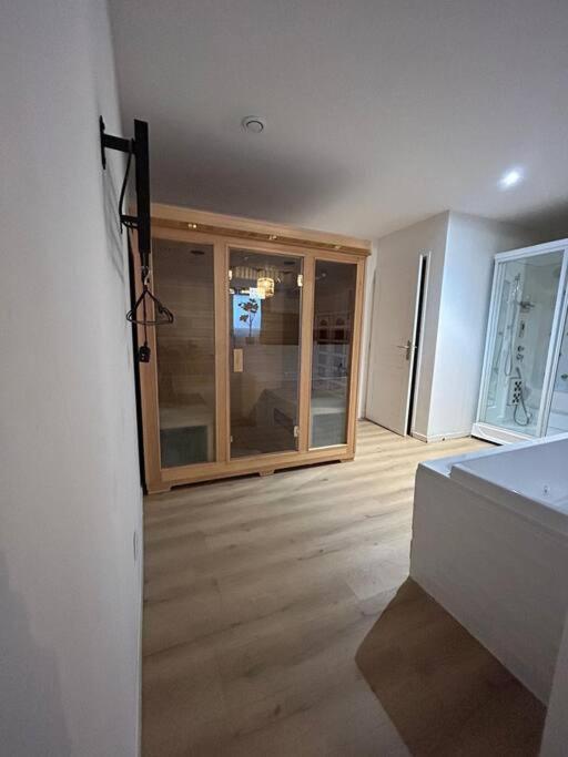 Appartement Cellar- Sous-sol Atypique